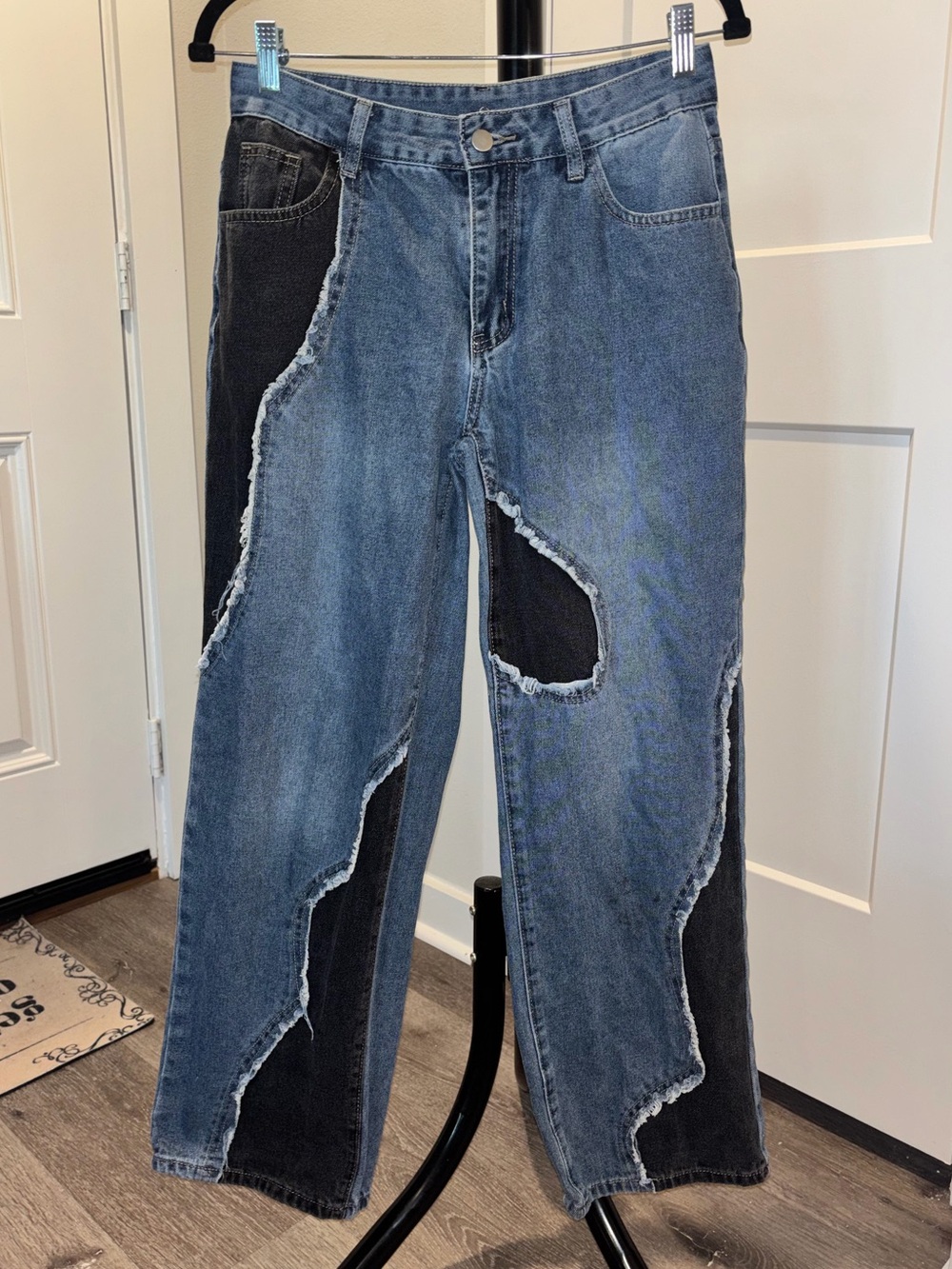 Two-Tone Distressed Y2K baggy Jeans - Blue/Black